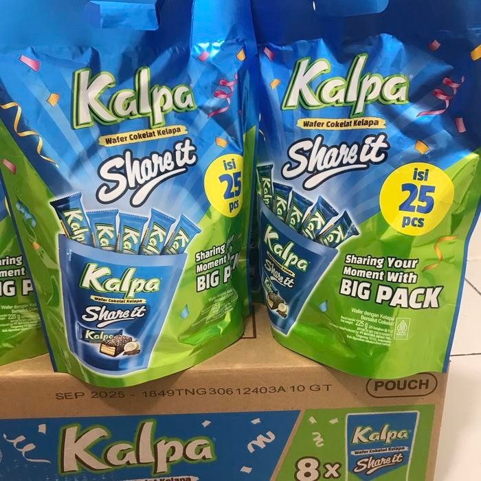Kalpa share it isi 30 pcs wafer coklat kelapa