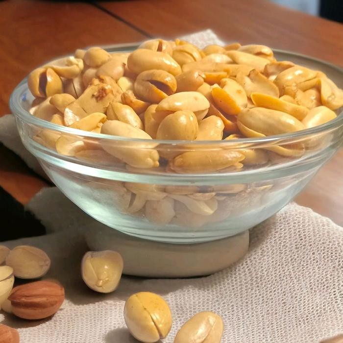 

kacang bawang 500 gr kemasan refill Snack Kering Food Goreng Cemilan