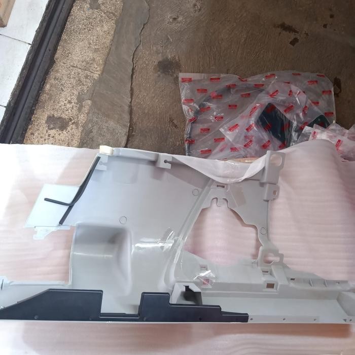 Terbaik Pipi Samping Cover Spion Depan Isuzu Elf Nmr Nlr Original Genuine Part