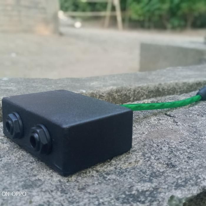 Converter Vocal 2 input mic dinamik di soundcard v8