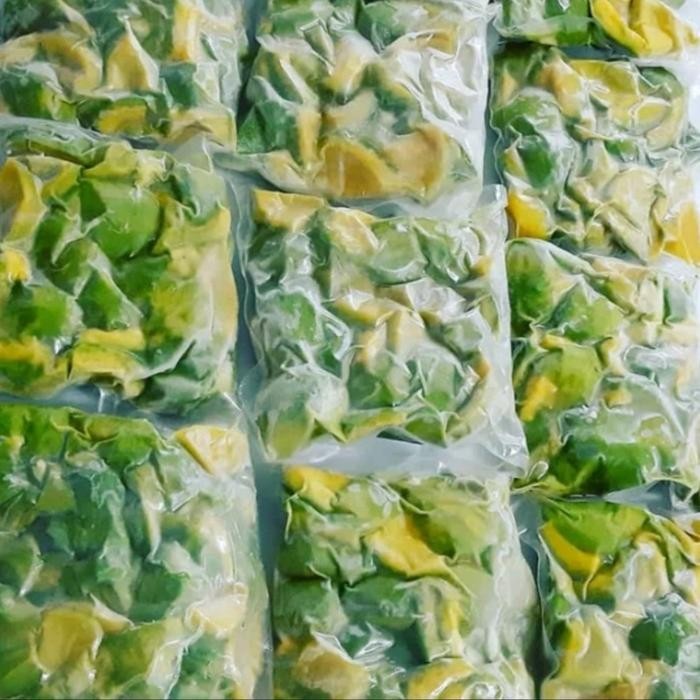 

New Buah Alpukat Mentega Kupas Premium