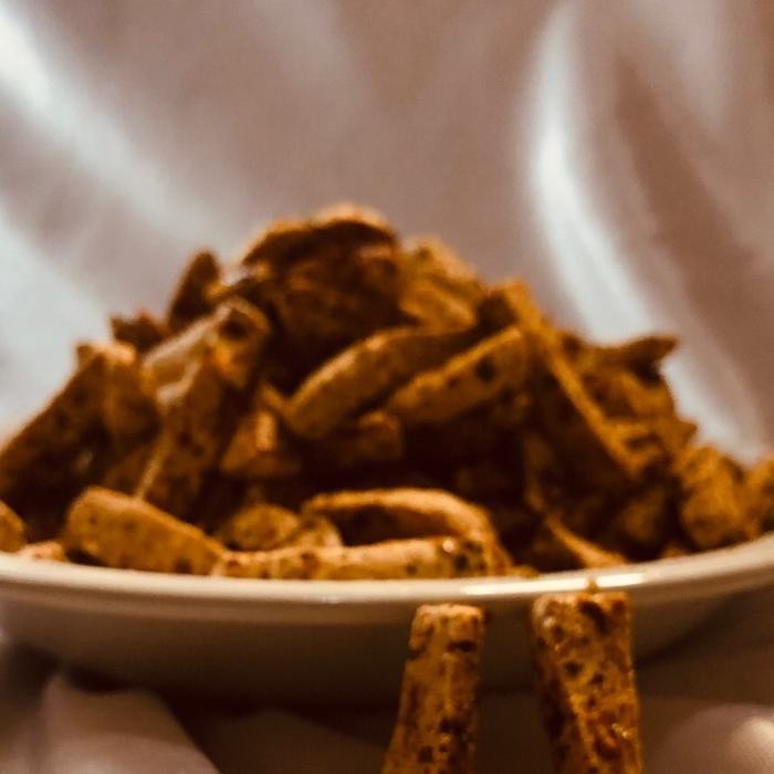 

Basreng pedas merah daun jeruk 1kg