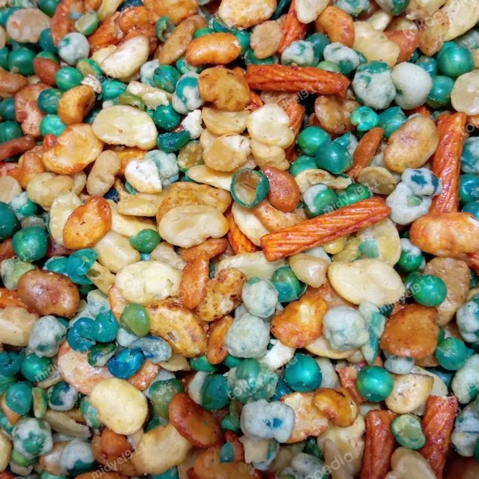 

Kacang Campur / Kacang Mix 1kg