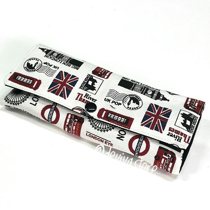 

Roll Pencil Case / Tempat Pensil Gulung - London