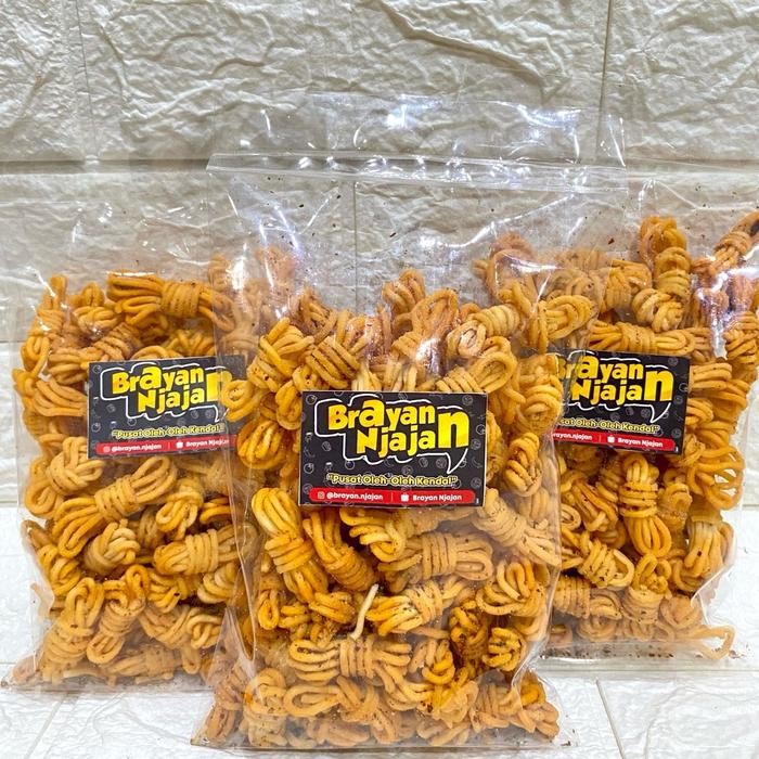 

Sedia Ce Mie Gulung Snack Asin Pedas Bikin Nagih 250g