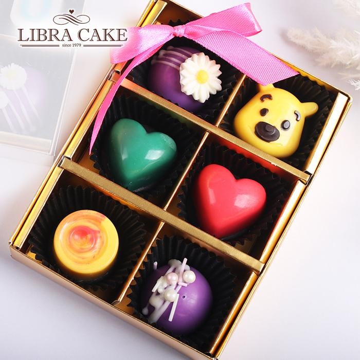 

Coklat Box isi 6Pcs valentin valentine Parcelhadiah Chocolate