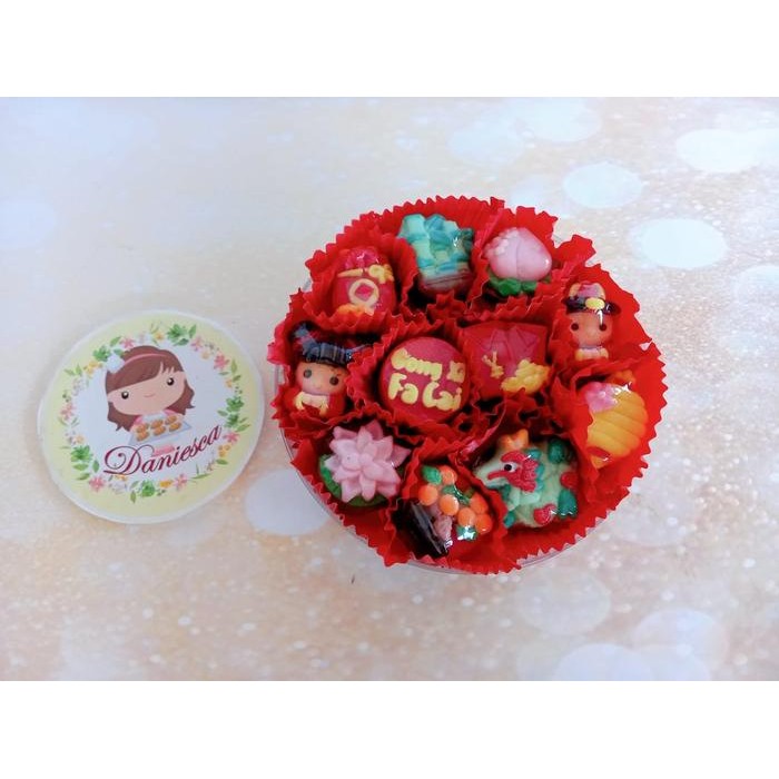 

coklat karakter imlek toples 250 gram