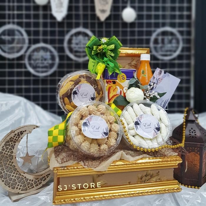 

Paket box hampers lebaran kue kering toples murah 7