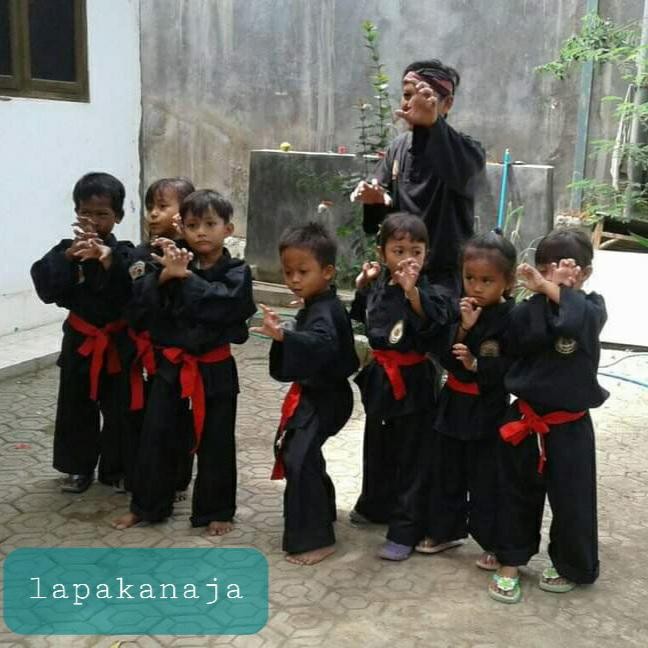 SIAPKIRIM Baju silat anak TK & SD READY STOCK