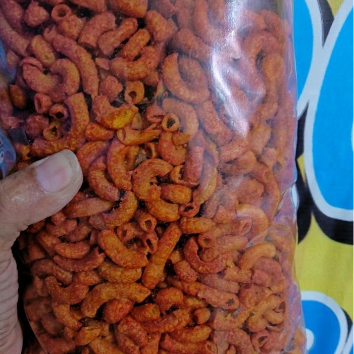 

Makroni pedas daun jeruk 1kg Food Snack Snacks