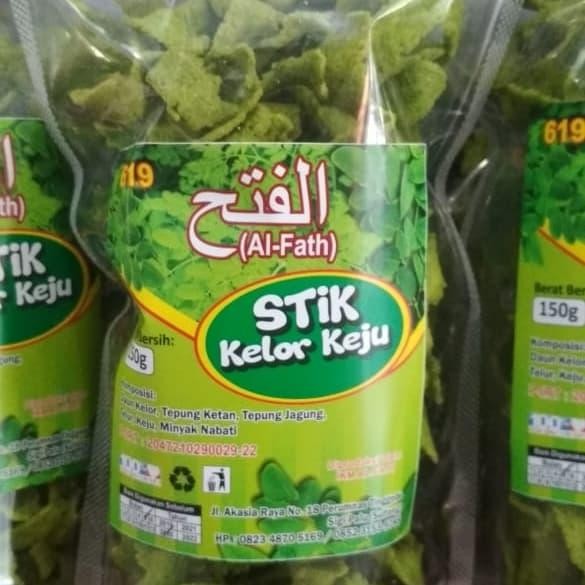 

Cemilan Khas Palu - Stik Kelor Keju