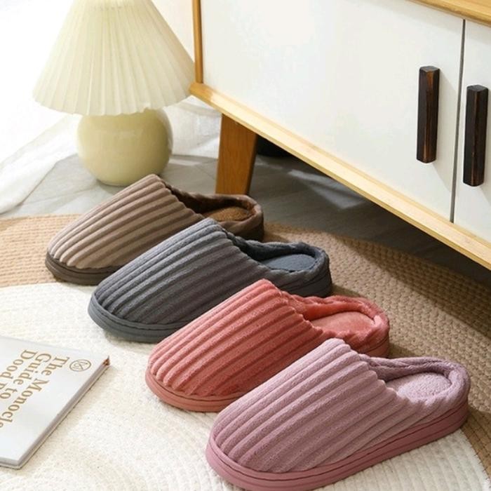 Sandal Rumah Wanita Pria Sandal Hotel Indoor Sandal Bulu Garis Empuk -Gratisongkir