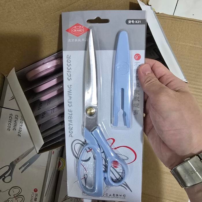 

AT Gunting Dexian K31/9". 1 kotak isi 10 pcs. 1 karton isi 120 pcs