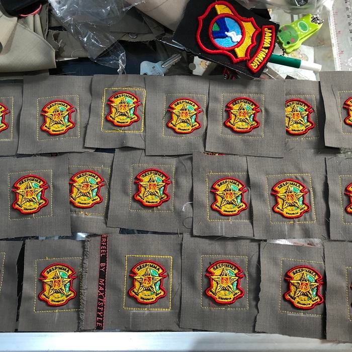 

AT Bordir timbul sespimma brevet polri