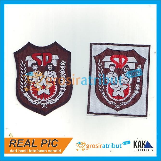 

AT (600 pcs) Badge Logo SD Woven / Rajut