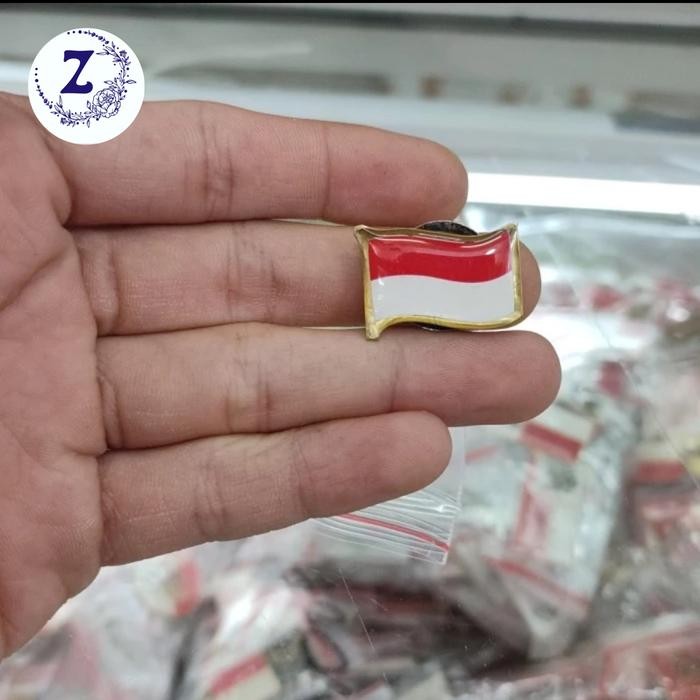 Pin Bendera Merah Putih Berkibar Magnet