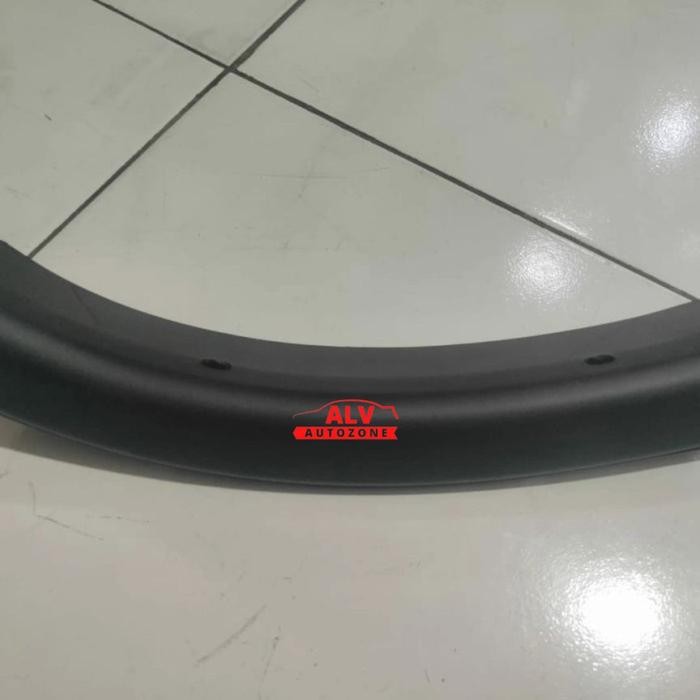 Hemat Spoiler Bumper Depan Kiri Mitsubishi Outlander Facelift Km004787