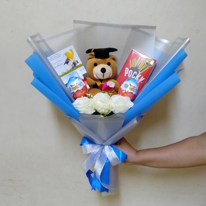 Buket Bucket Coklat Ferrero Kinderjoy Boneka Wisuda Teddy Bear