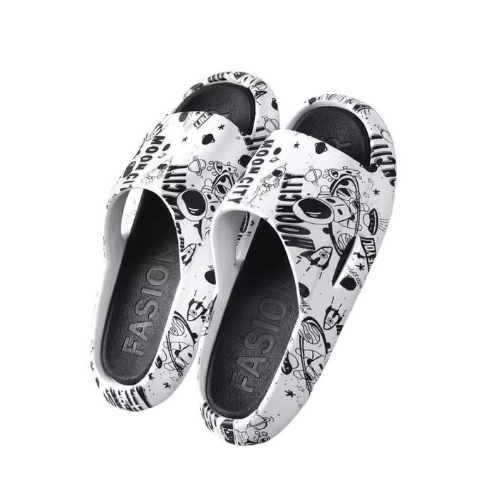Terbaru Sandal Pria Slip-On Fashion Spaceman Grafiti Luar Ruangan Sandal Kamar Mandi Rumah Sandal