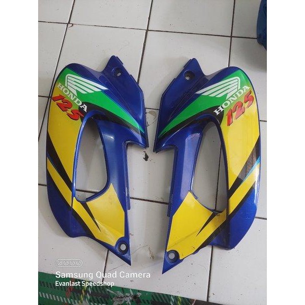 cover body tengah sayap sonic 125