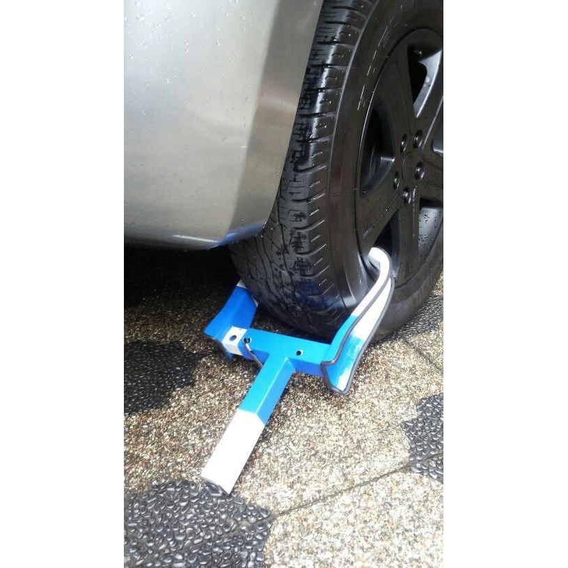 Gembok Pengaman Mobil. Kunci Roda Ban. Universal. Anti Maling