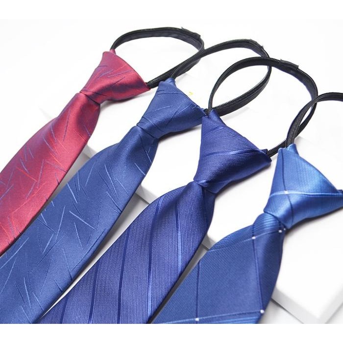 DASI PRIA RESLETING ZIPPER