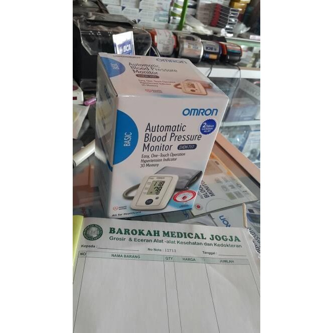 Alat Ukur Tekanan Darah Omron Hem 7117