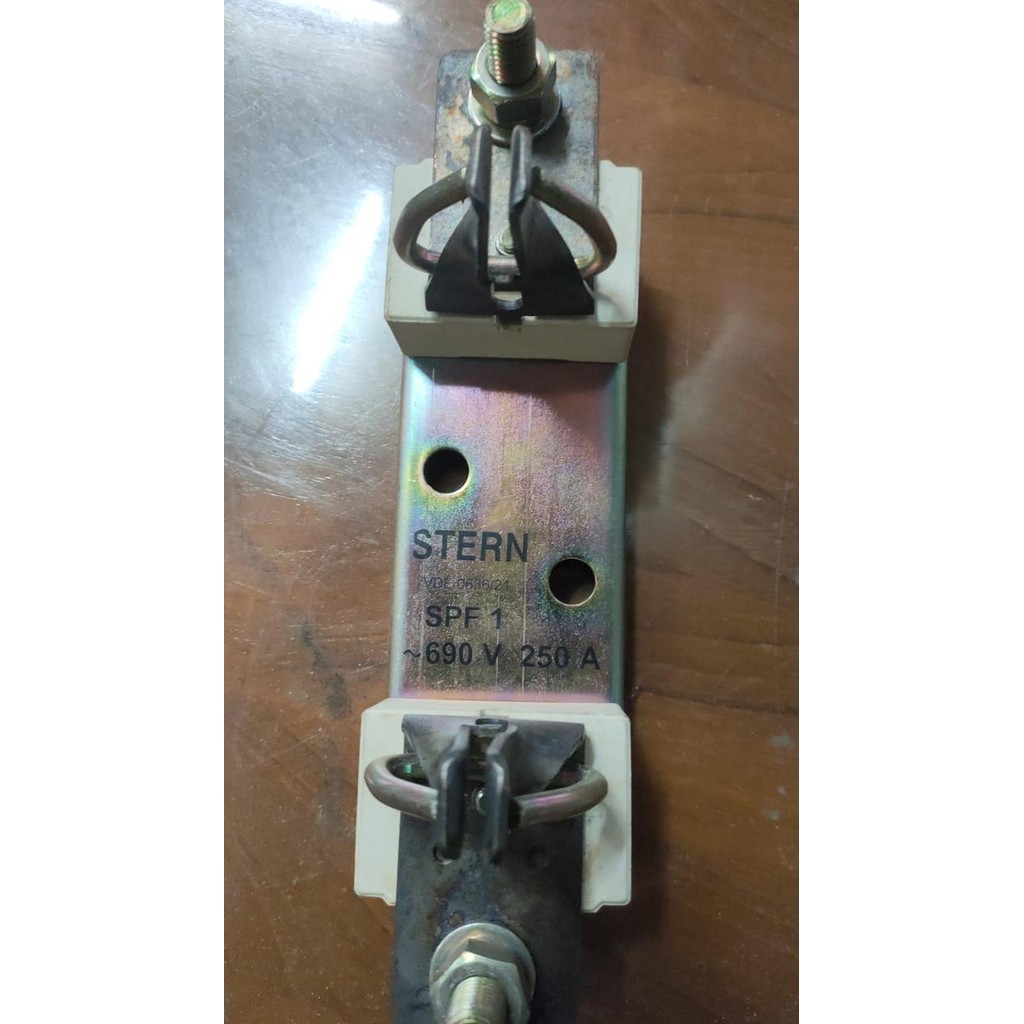 Nh Fuse Stern 250A Nh 1 + Dudukan