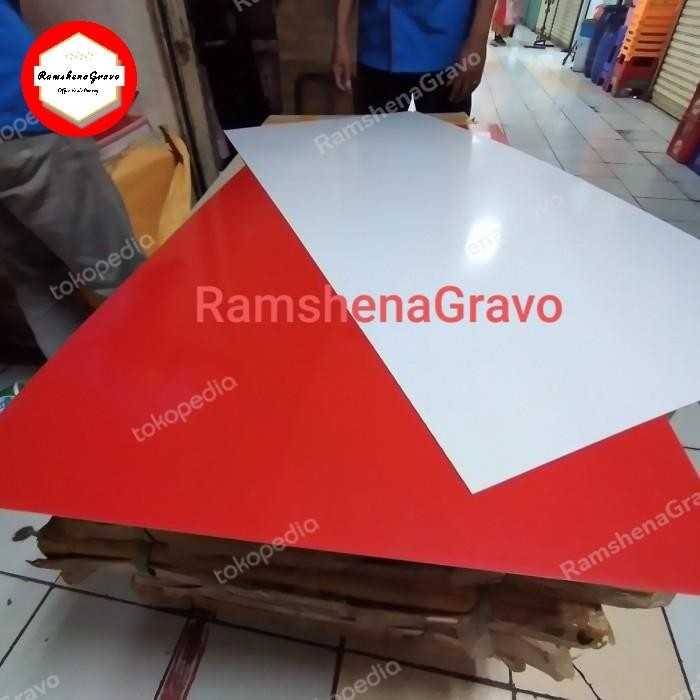 

Gravoplay Bahan Papan Panel / Nametag / Name Plate/60X120Cm Tbal 1.5Mm