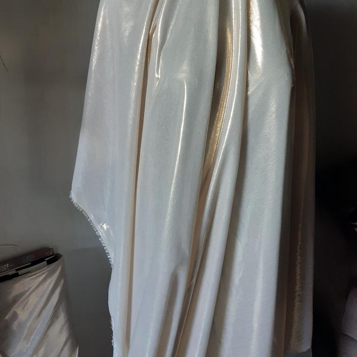 

Kain Bahan satin silk armany metalik original High Quality