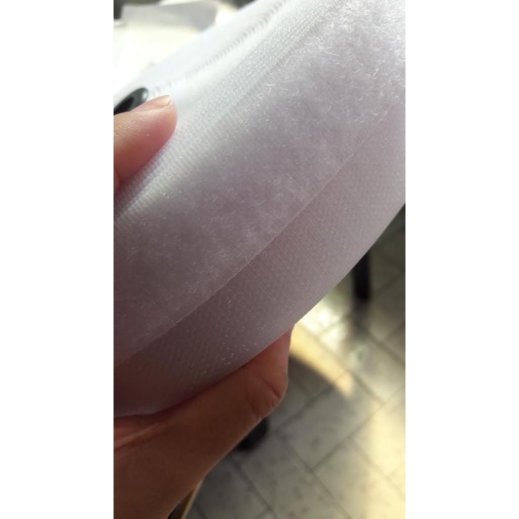 

Velcro Putih 2,5cm/ Perekat kain 1" Putih /Preperatan Per roll