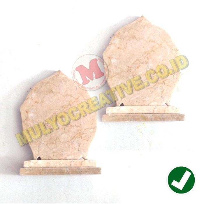 

Vandel Model Undip Bahan Marmer Plakat Hadiah Kenang Kenangan Murah PREMIUM