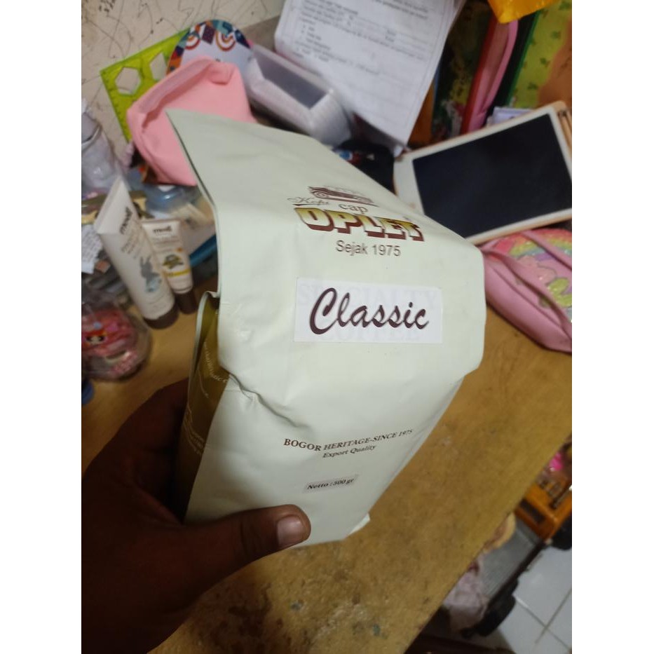 

Ready- Kopi Oplet Specialty Coffee Isi 500 Gram Tanpa Gula - Sangat Halus (Superfine Grind) Murni