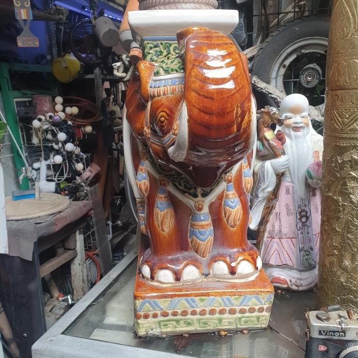 DIJUAL Patung Keramik Gajah Thailand