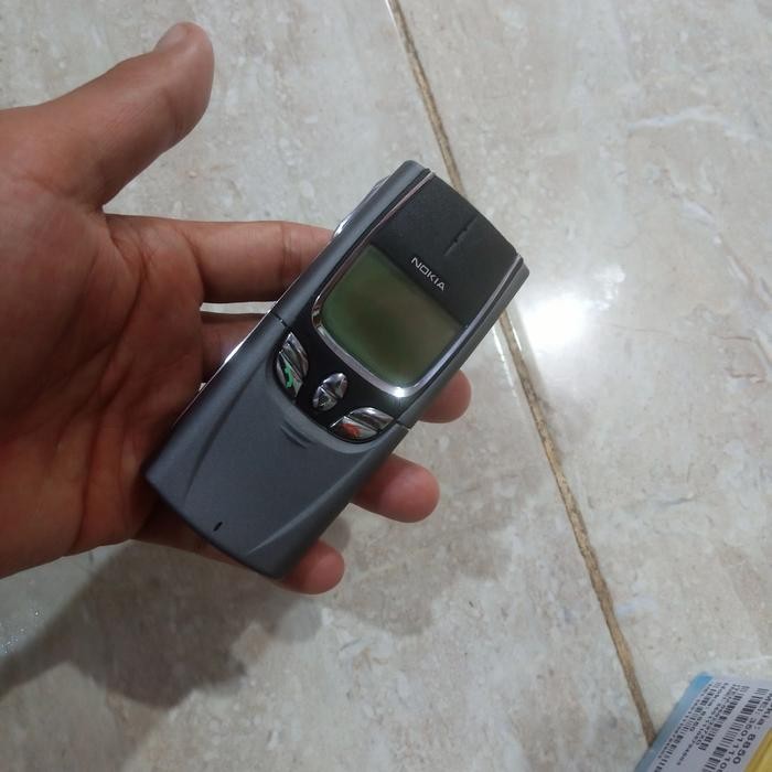 Bebas Ongkir nokia 8850 keren hp new bkan 2720 v8 axon m s10