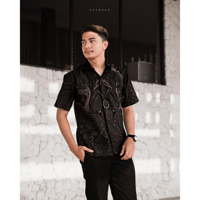Laskala Batik Premium Tama Kemeja Batik Pria Slimfit Lengan Pendek *