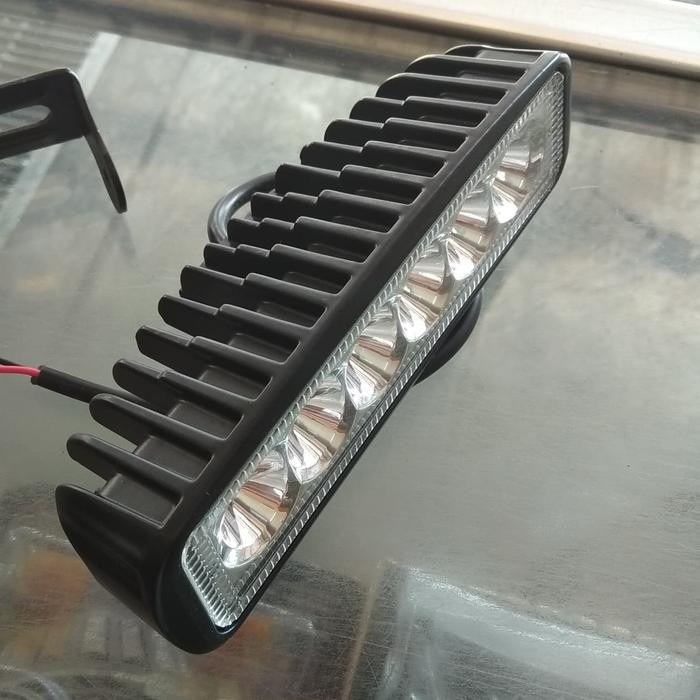 lampu strobo 6 mata panom