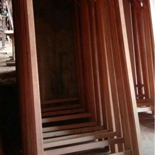 

NOTA / LNVOICE, KUSE + PINTU POLOS MINIMALIS TINGGI PINTU 210CM X LEBAR 90CM