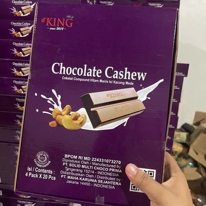 

1 KARTON COKLAT CASHEW ISI 80 PCS COKLAT KACANG MEDE