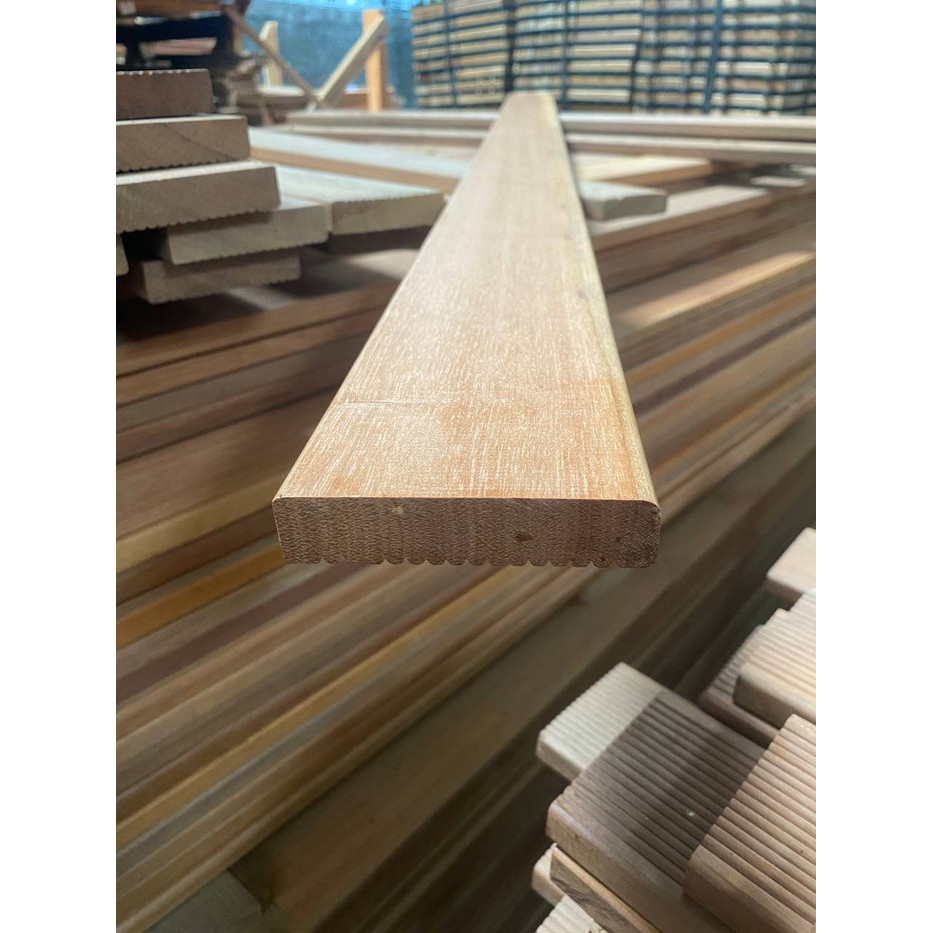 Papan Kayu Decking Ulin Sulawesi - Outdoor