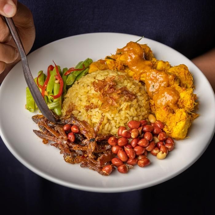 

(Allthebest) Low Cal Nasi Lemak with Rendang .Healthy Diet Catering