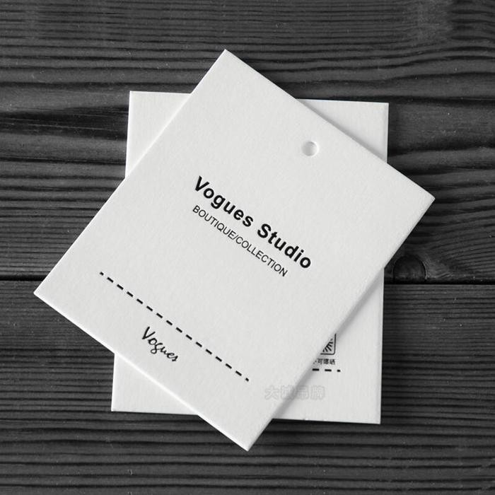 

Hangtag Tebal AC700gsm Hangtag distro Label Hangtag