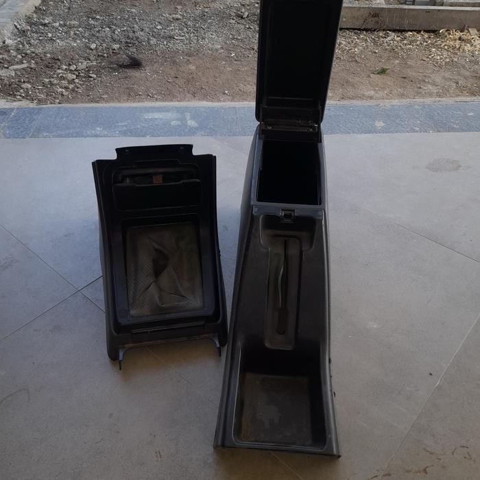 Konsol Box Kijang Kapsul Bagian Depan Original Toyota