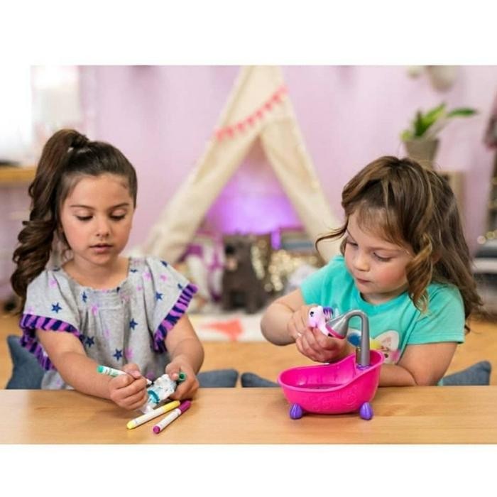 

Crayola Scribble Scrubbie Color And Wash Pet Toy Mika And Fefe Ori