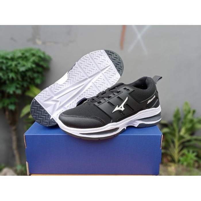 Sepatu Running Pria Sepatu Sport Pria Sepatu Sport Sneaker Terlaris Best Quality 100% Original