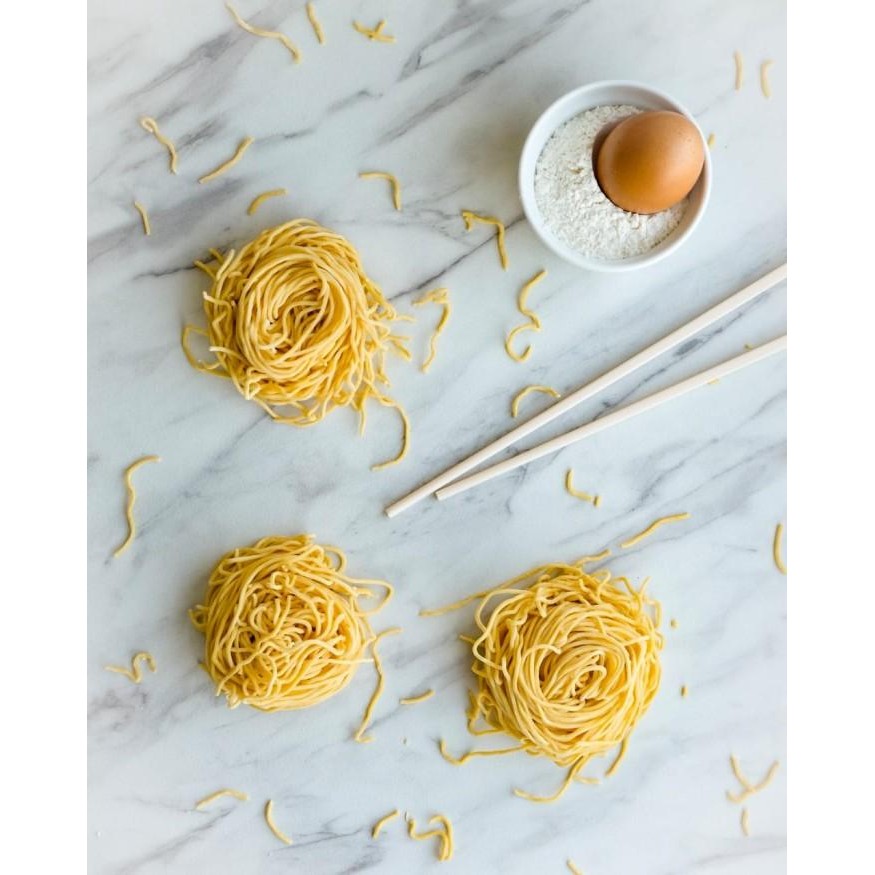 

(Allthebest) Mie Pangsit Gepeng (Pipih) Spesial (Berat 1000 gr)