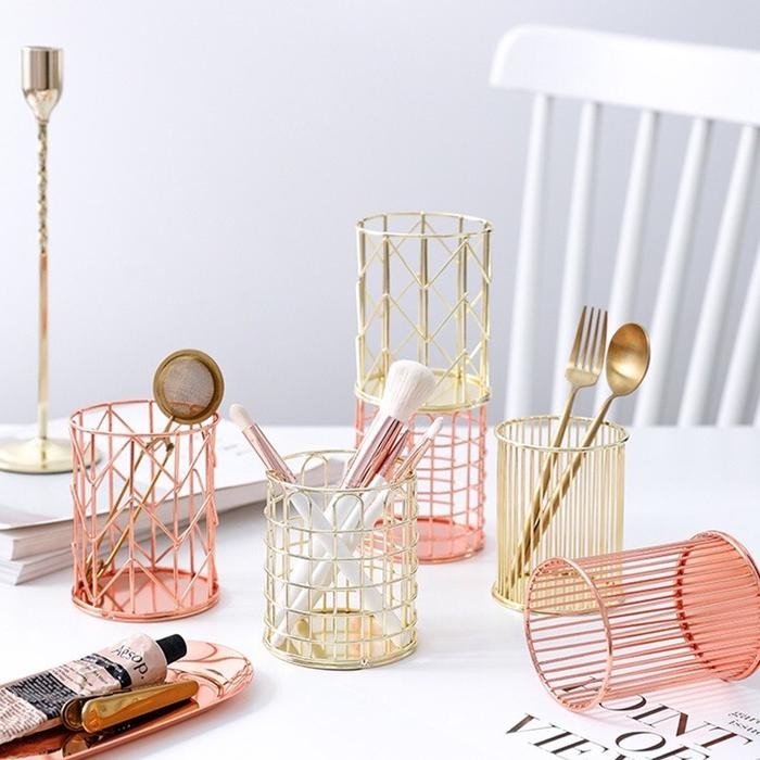 

Tempat Alat Makeup Alat Tulis Nordic Metal Iron Storage Makeup Bucket