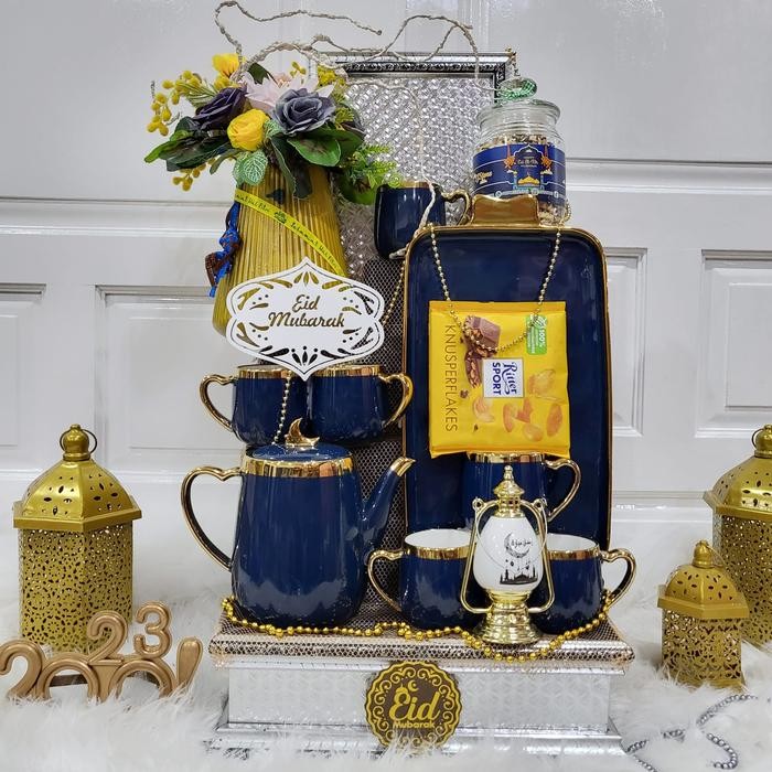 

Paket Dekorasi Lebaran Idul Fitri Hampers Parcel Hadiah Kue Kering 105