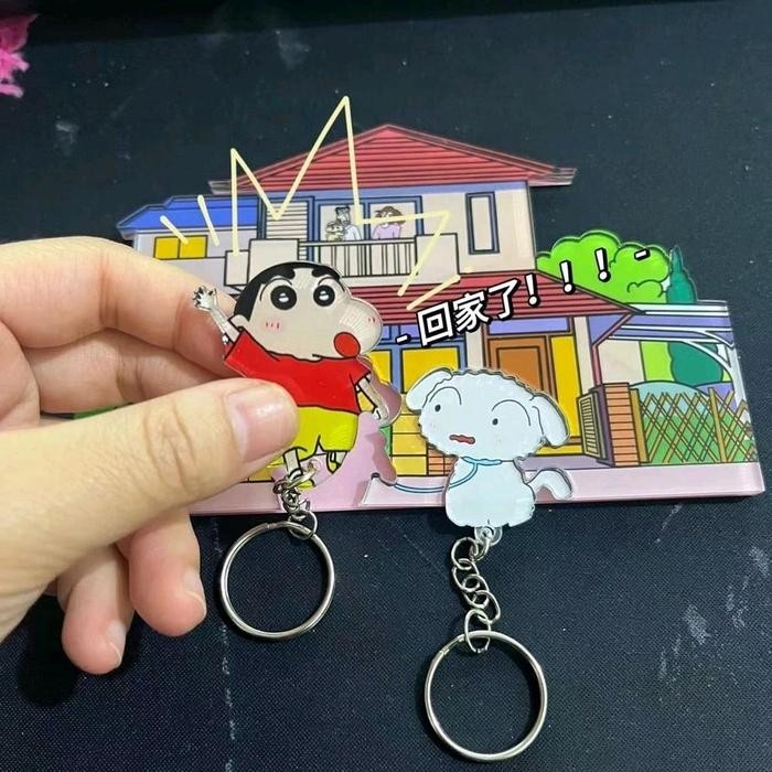 Gantungan Kunci Acrylic Shinchan Couple / Gantungan Kunci Karakter Crayon Shinchan / Gantung Kunci