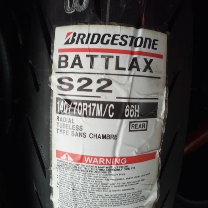Ban Luar Bridgestone Battlax S 22 Ukuran 140 /70-17 Battlax Tubeless
